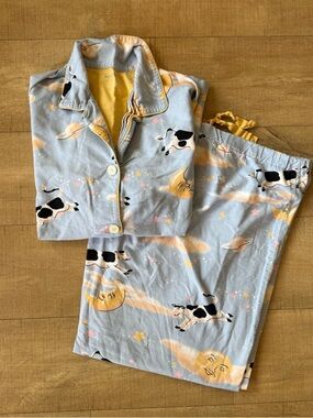 Nick & Nora Pajama Set Size large 100% Cotton Cow Jumped Over The Moon Print